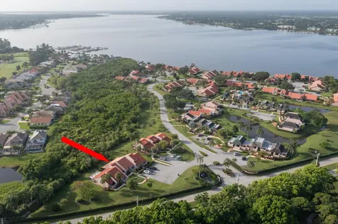3303 Se Sandpiper Circle Port Saint Lucie FL 34952