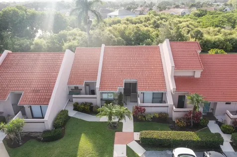 3303 Se Sandpiper Circle Port Saint Lucie FL 34952