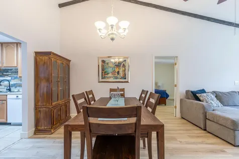 3303 Se Sandpiper Circle Port Saint Lucie FL 34952