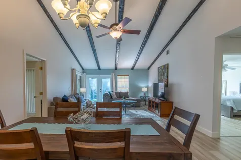 3303 Se Sandpiper Circle Port Saint Lucie FL 34952
