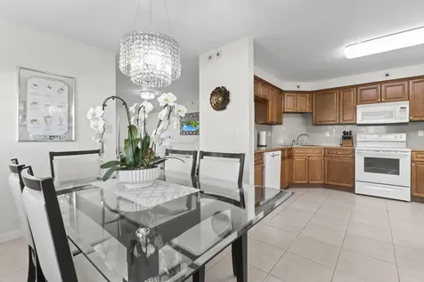 1940 Westminster Circle Vero Beach FL 32966