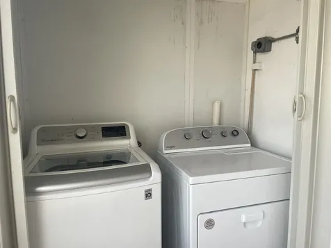 564 Brittany L Delray Beach FL 33446