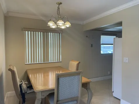564 Brittany L Delray Beach FL 33446