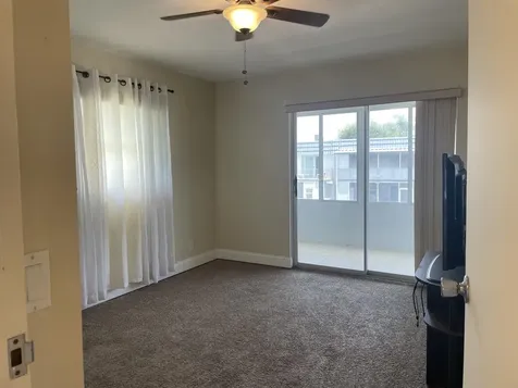 564 Brittany L Delray Beach FL 33446