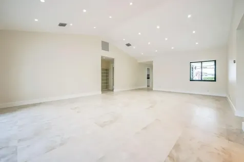 7033 San Sebastian Circle Boca Raton FL 33433