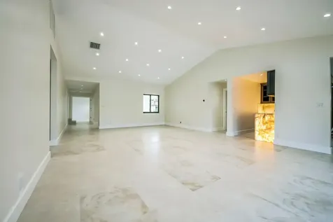 7033 San Sebastian Circle Boca Raton FL 33433