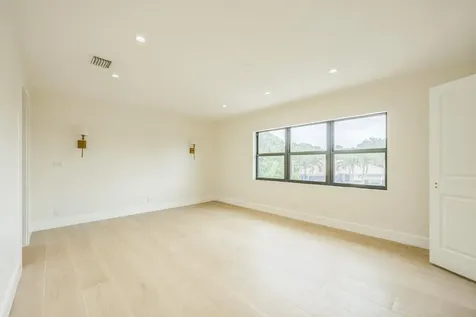 7033 San Sebastian Circle Boca Raton FL 33433