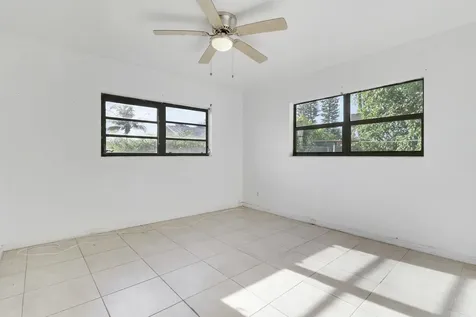 110 Nw 5th Court Boynton Beach FL 33435