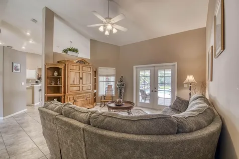 5681 Lago Del Sol Drive Lake Worth FL 33449