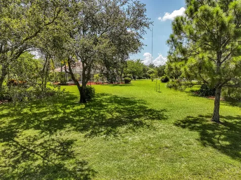 5681 Lago Del Sol Drive Lake Worth FL 33449