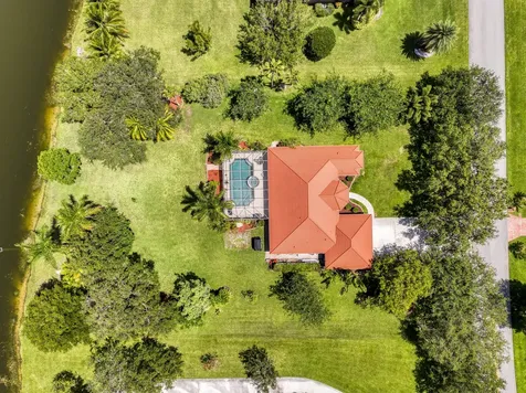 5681 Lago Del Sol Drive Lake Worth FL 33449
