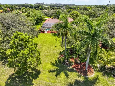 5681 Lago Del Sol Drive Lake Worth FL 33449