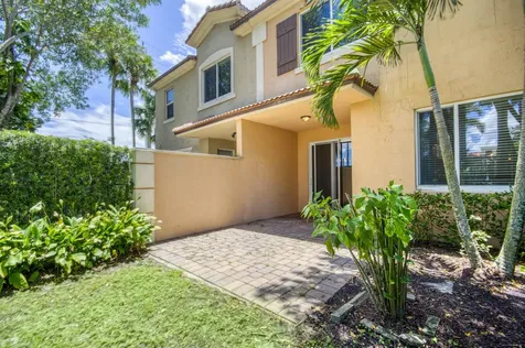 2041 Foxtail View Court West Palm Beach FL 33411