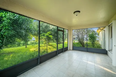 672 Sw Kayak Avenue Port Saint Lucie FL 34953