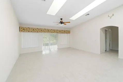 672 Sw Kayak Avenue Port Saint Lucie FL 34953