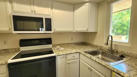 1610 Se Green Acres Circle Port Saint Lucie FL 34952