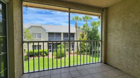 1610 Se Green Acres Circle Port Saint Lucie FL 34952