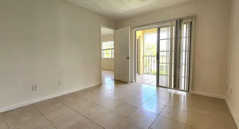 1610 Se Green Acres Circle Port Saint Lucie FL 34952