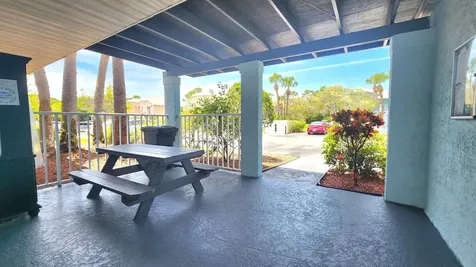1610 Se Green Acres Circle Port Saint Lucie FL 34952