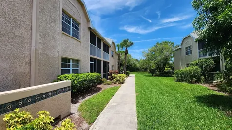 1610 Se Green Acres Circle Port Saint Lucie FL 34952