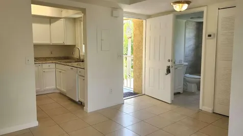 1610 Se Green Acres Circle Port Saint Lucie FL 34952