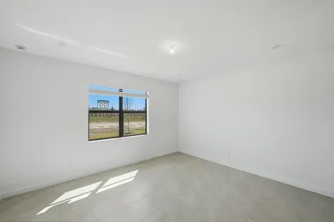 10724 Nw Wilgrove Lane Port Saint Lucie FL 34987