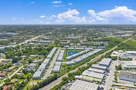 5611 Enclave Drive Mangonia Park FL 33407
