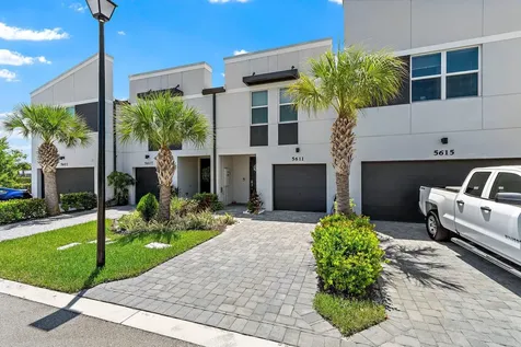 5611 Enclave Drive Mangonia Park FL 33407