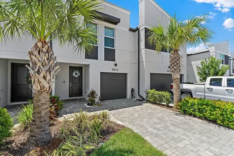 5611 Enclave Drive Mangonia Park FL 33407