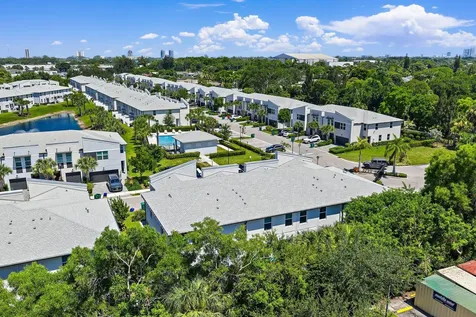 5611 Enclave Drive Mangonia Park FL 33407