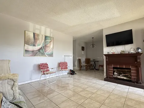 17001 Ne 13th Avenue Miami FL 33162