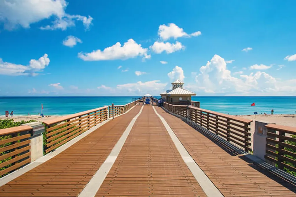 601 Seafarer Circle Jupiter FL 33477