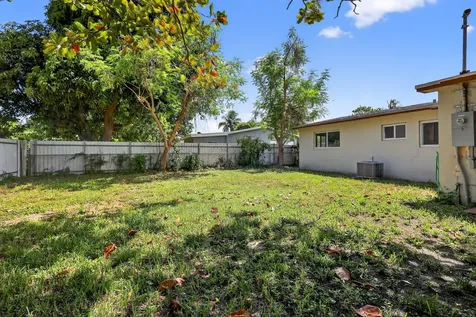 17131 Nw Miami Court Miami FL 33169