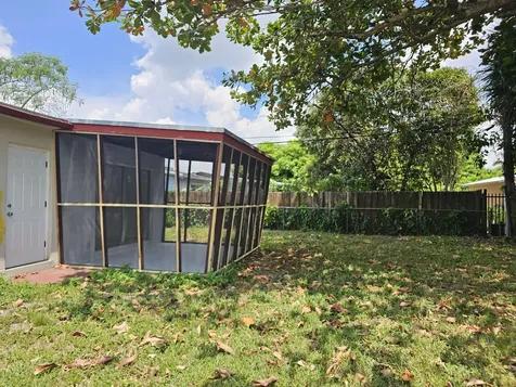 17131 Nw Miami Court Miami FL 33169