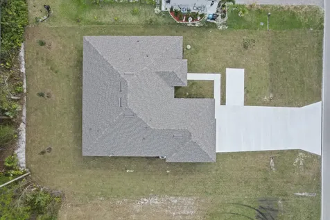 372 Sw Feldman Avenue Port Saint Lucie FL 34953