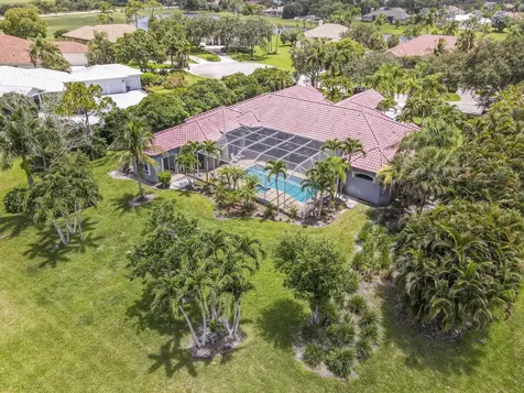 11699 Blackwoods Lane Palm Beach Gardens FL 33412