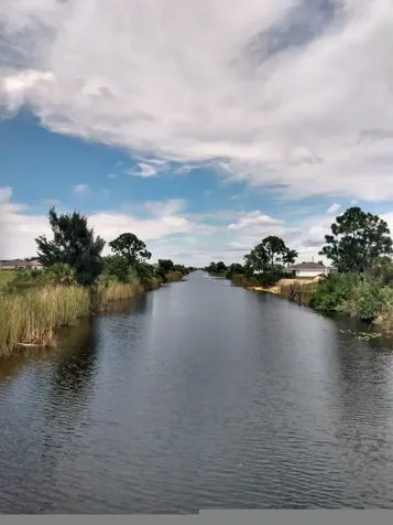 2102 NW 9th Avenue Cape Coral FL 33993
