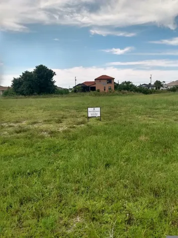 2102 NW 9th Avenue Cape Coral FL 33993