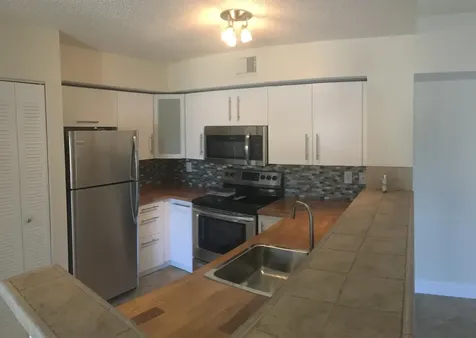 1721 Village 303 Boulevard West Palm Beach FL 33409