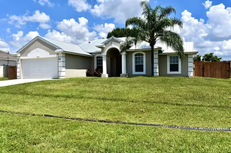 1561 Sw Gadsan Avenue Port Saint Lucie FL 34953