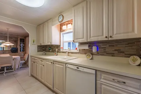 218 W Caribbean Port Saint Lucie FL 34952