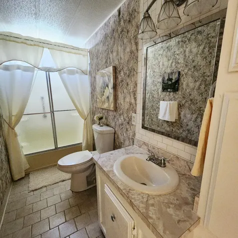 218 W Caribbean Port Saint Lucie FL 34952