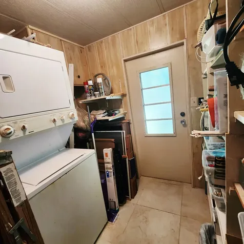 218 W Caribbean Port Saint Lucie FL 34952