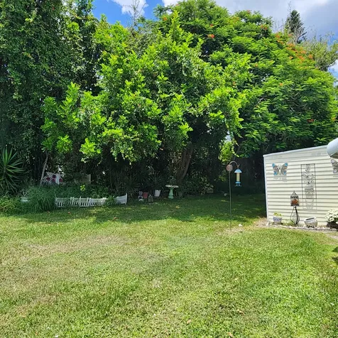 218 W Caribbean Port Saint Lucie FL 34952