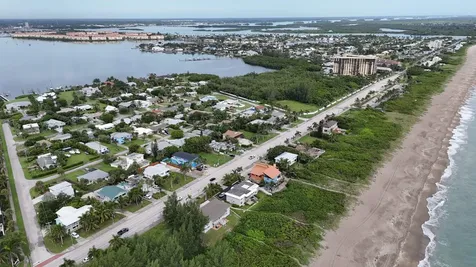 1115 S Ocean Drive Fort Pierce FL 34949