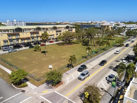 201 E Ocean Avenue Lantana FL 33462