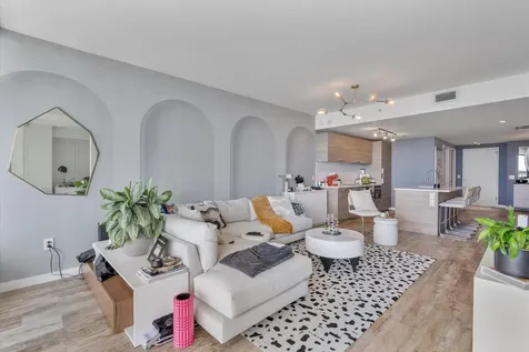 650 Ne 32nd Street Miami FL 33137
