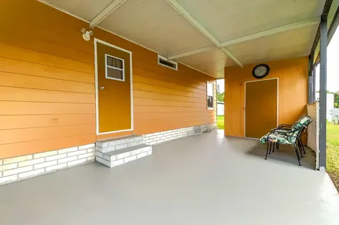 8611 Mary Ann Lane Port Saint Lucie FL 34952
