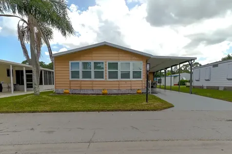 8611 Mary Ann Lane Port Saint Lucie FL 34952