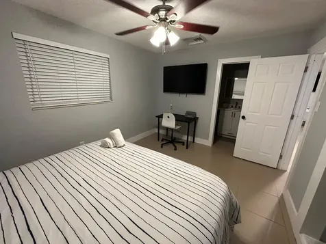 601 Nw 38th Street Deerfield Beach FL 33064